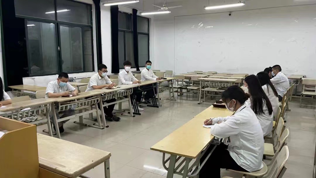 【交流學習】城建學院召開“聚焦十九屆六中全會”集中學習研討會