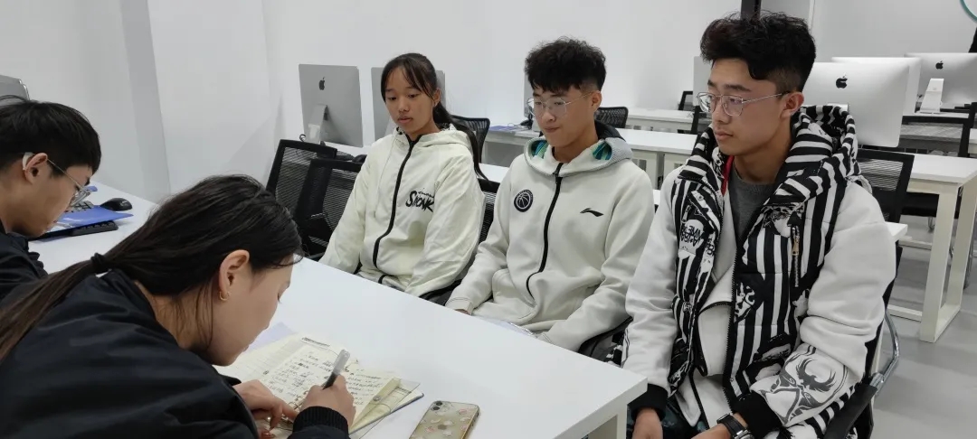 【信科學(xué)院】開展入黨推優(yōu)團學(xué)談話會