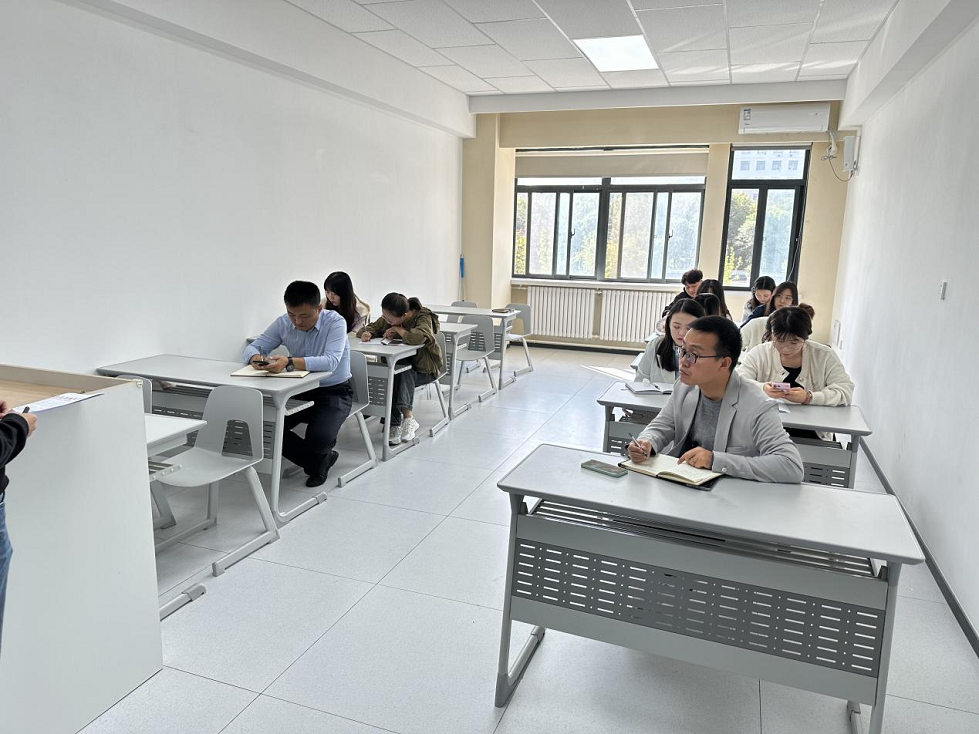 【扶貧幫困】國際教育與人文學(xué)院召開貧困生認定工作專項會議